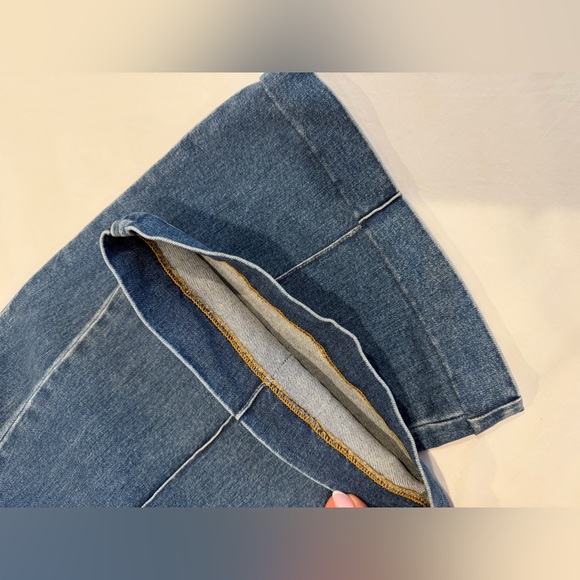 Alice + Olivia Dylan wide leg flare denim jeans 26 - Picture 16 of 16